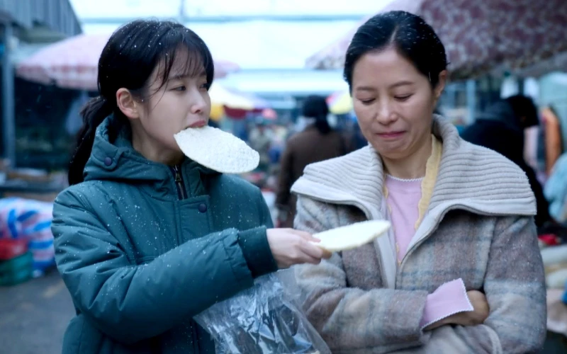 《苦盡柑來遇見你》IU 文素利 ©Netflix 《苦盡柑來遇見你》IU 文素利 ©Netflix