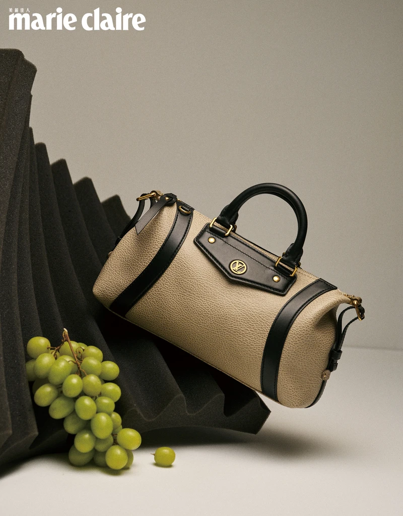 灰色 LV Biker PM,Louis Vuitton。 灰色 LV Biker PM,Louis Vuitton。