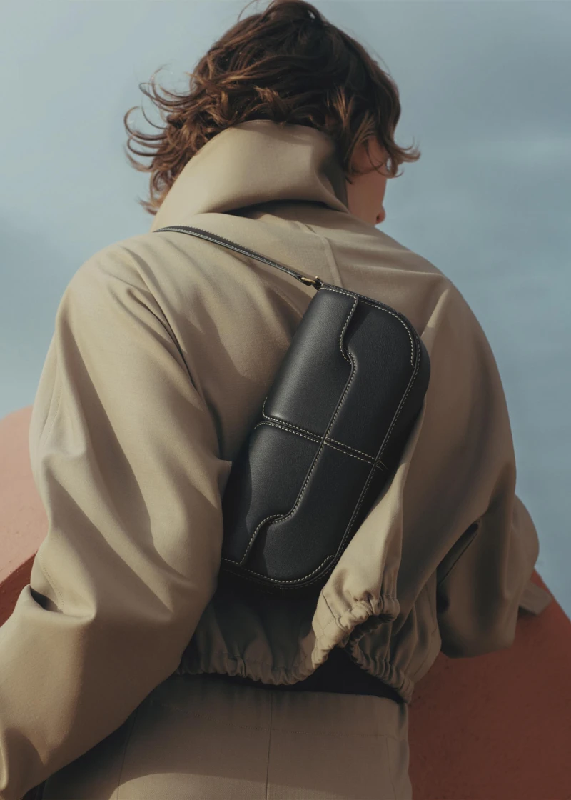 Polène Paris全新Osmo包款。