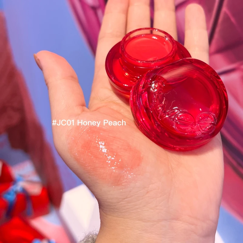 fwee唇頰兩用果凍膏#JC01手部試色。NT660 fwee唇頰兩用果凍膏#JC01手部試色。NT660