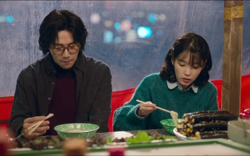 《苦盡柑來遇見你》金宣虎 IU ©Netflix 《苦盡柑來遇見你》金宣虎 IU ©Netflix