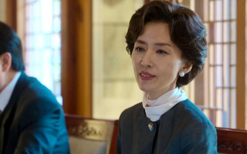 《苦盡柑來遇見你》姜明珠飾演英凡的媽媽 ©Netflix  《苦盡柑來遇見你》姜明珠飾演英凡的媽媽 ©Netflix