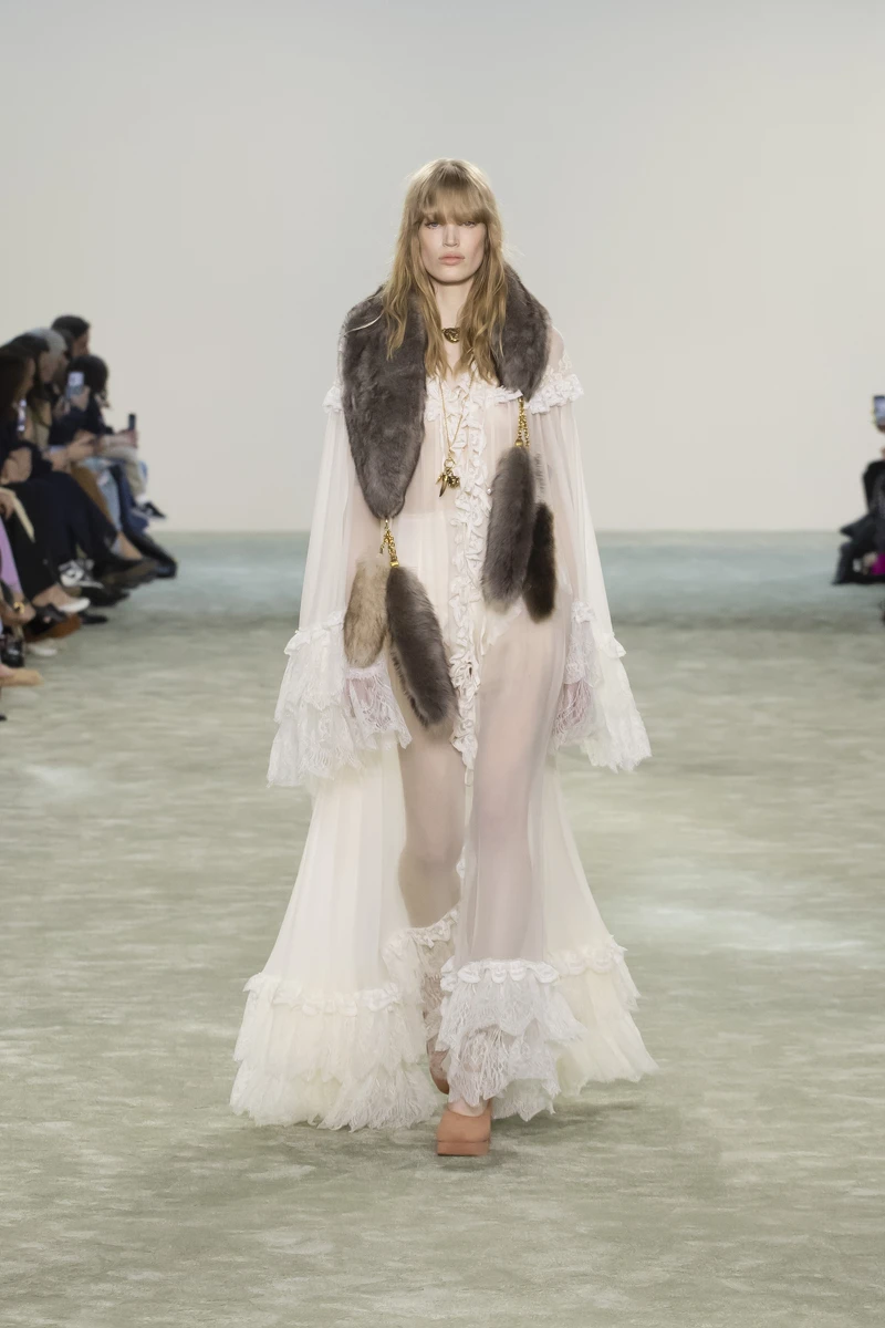Chloé25FW系列。