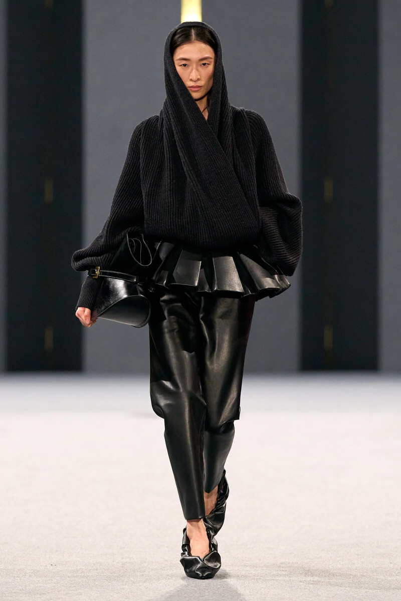 Balmain25FW系列。