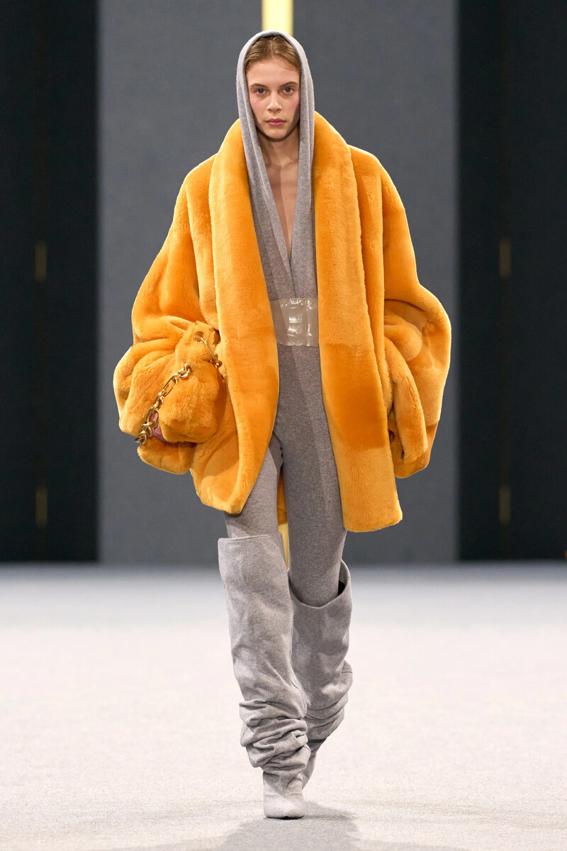 Balmain25FW系列。