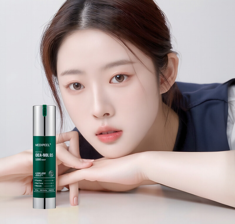 MEDIPEEL美蒂菲積雪草B5微晶精華情境圖。 MEDIPEEL美蒂菲積雪草B5微晶精華情境圖。