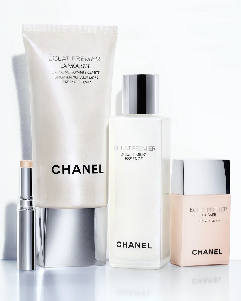 CHANEL香奈兒初生光采系列橫跨保養與彩妝。