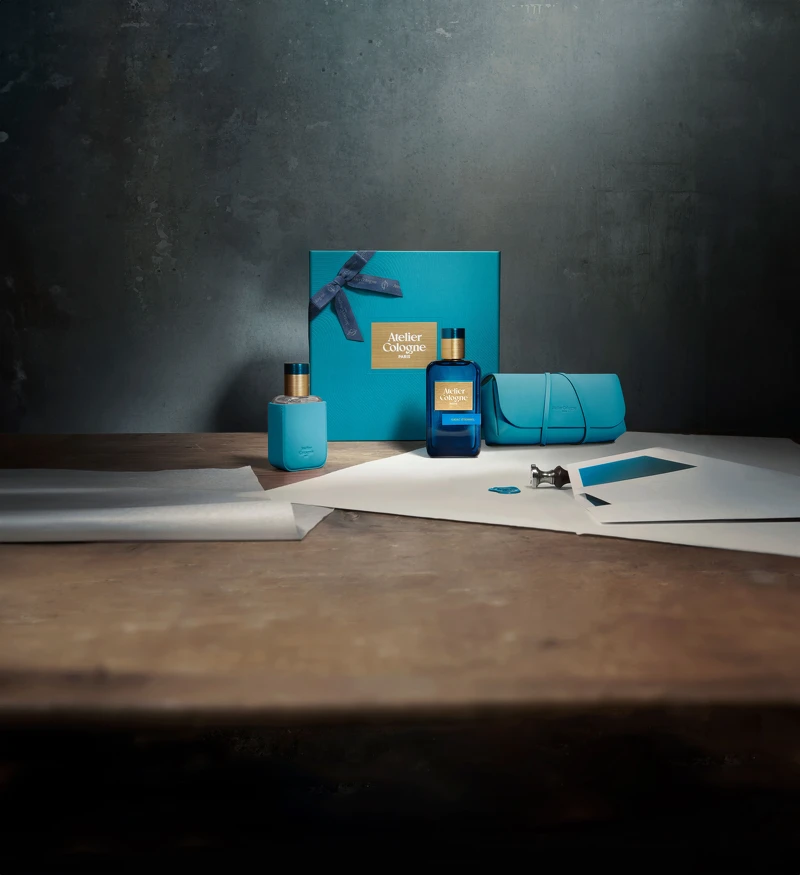 【歐瓏限定香水客製化皮套刻印服務】凡購買任一30ml或100ml淡香精,贈限量香水皮套乙個,再享客製化皮套刻印服務。 【歐瓏限定香水客製化皮套刻印服務】凡購買任一30ml或100ml淡香精,贈限量香水皮套乙個,再享客製化皮套刻印服務。