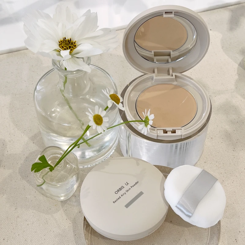 ORBIS芯生悠亮妍輕粉餅SPF10/PA+(#01明亮膚色、#02自然膚色) 蕊心附專用粉撲,NT750、專用粉盒NT300 ORBIS芯生悠亮妍輕粉餅SPF10/PA+(#01明亮膚色、#02自然膚色) 蕊心附專用粉撲,NT750、專用粉盒NT300