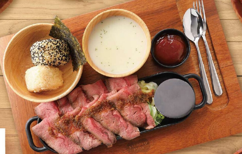 LaLaport南港美食|SAPPORO BONE的招牌炭烤生牛肉 LaLaport南港美食|SAPPORO BONE的招牌炭烤生牛肉