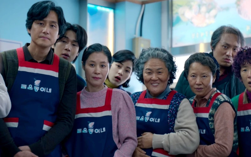 《苦盡柑來遇見你》金銀銅快餐店 ©Netflix 《苦盡柑來遇見你》金銀銅快餐店 ©Netflix