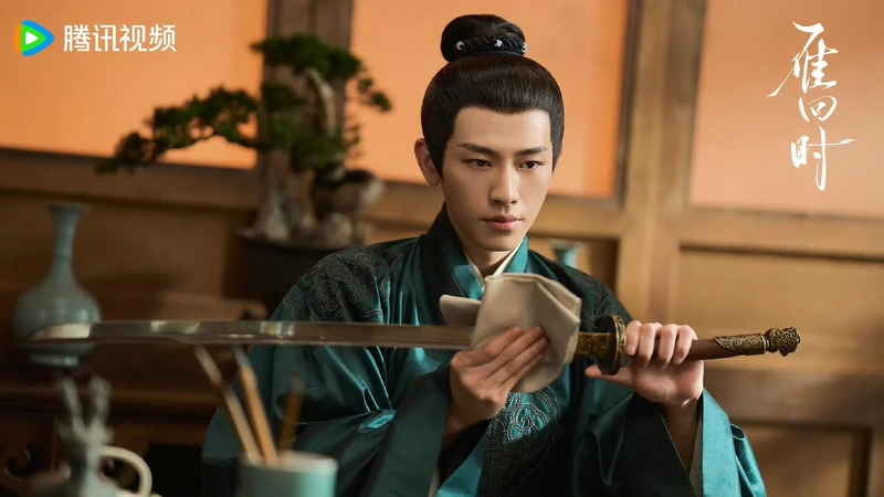 辛雲來被嫌表情眼神都很呆滯。