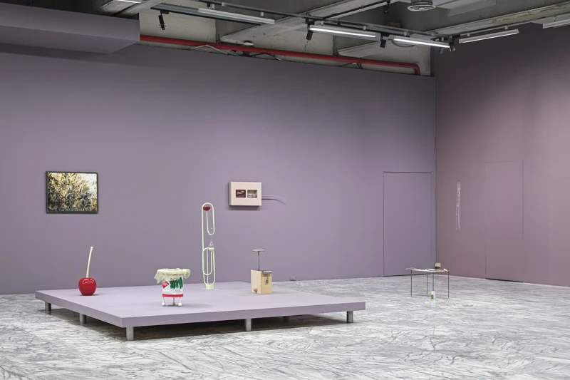 「 Lili Deli 麗麗食品」展場一景。圖像由藝術家與北美館提供。攝影：朱淇宏