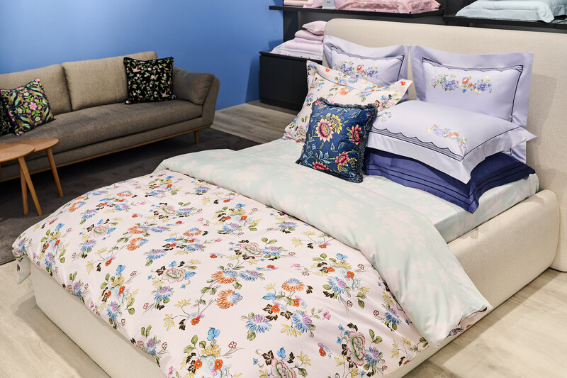 花漾美境印花 雙人四件式床組 義大利原裝(花漾粉),NT:42,800 花漾美境印花 雙人四件式床組 義大利原裝(花漾粉),NT:42,800