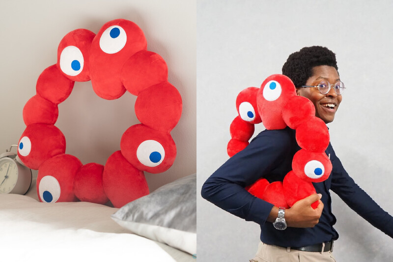 擷取脈脈紅色細胞部分的絨毛玩具。 擷取脈脈紅色細胞部分的絨毛玩具。