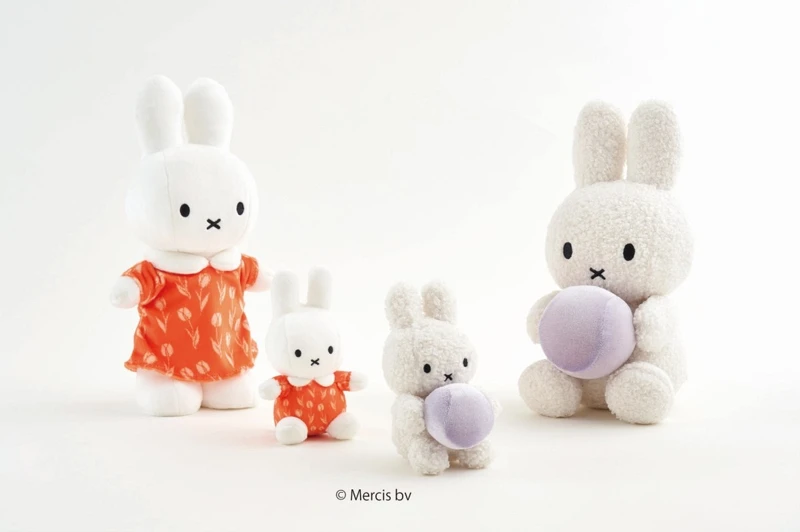 國寶 Miffy 米飛兔限定娃娃。 國寶 Miffy 米飛兔限定娃娃。