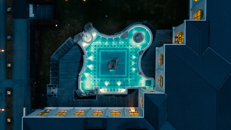 塔米納溫泉浴場鳥瞰視角 塔米納溫泉浴場鳥瞰視角