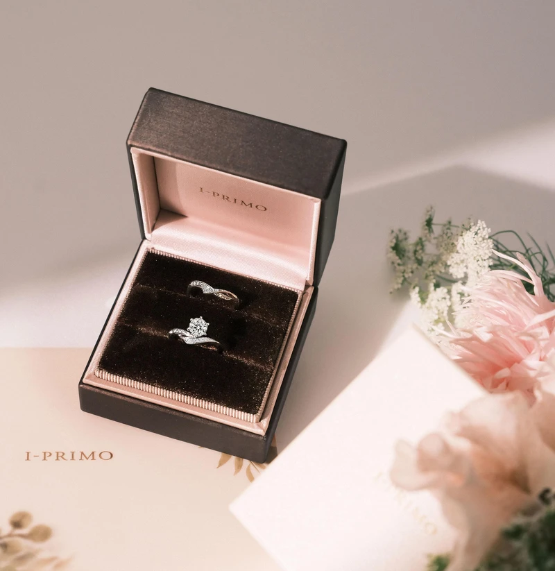 AMANOGAWA天之川系列婚戒。 AMANOGAWA天之川系列婚戒。