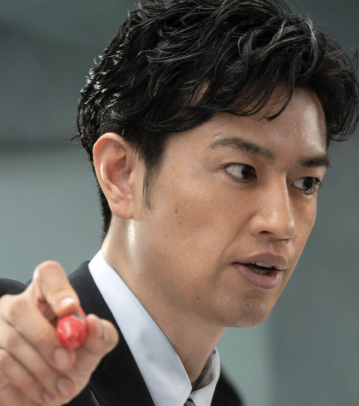 齋藤工飾演笠置雄一 齋藤工飾演笠置雄一