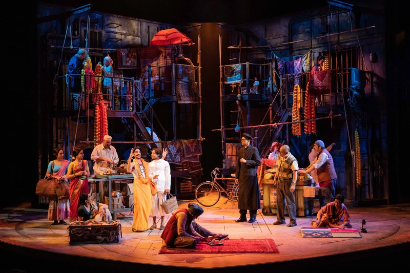 《少年PI的奇幻漂流》舞台劇劇照(攝影|Johan Persson) 《少年PI的奇幻漂流》舞台劇劇照(攝影|Johan Persson)