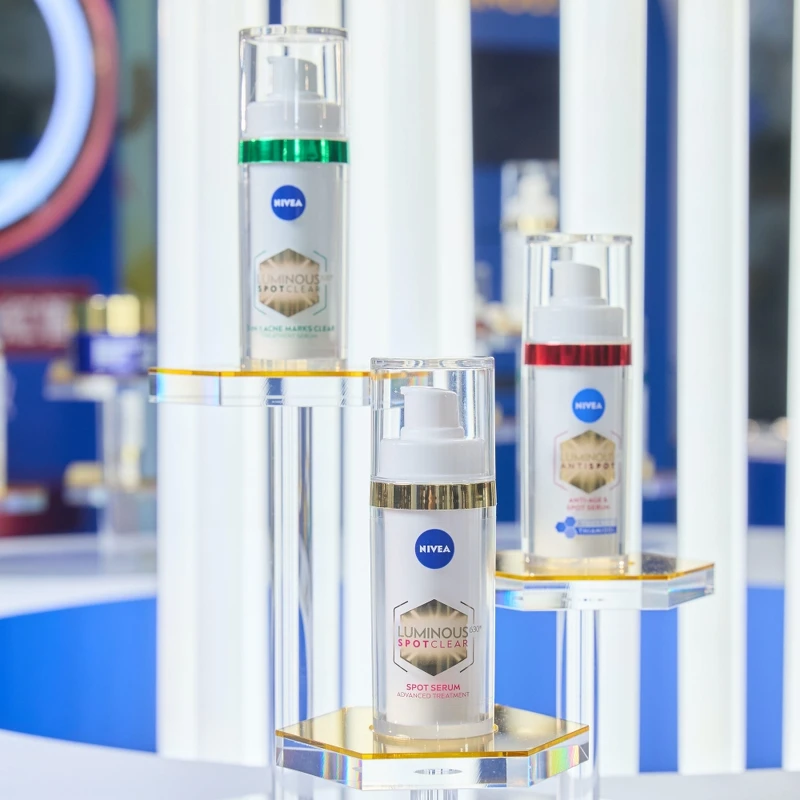 妮維雅LUMINOUS630®淡斑煥白系列。