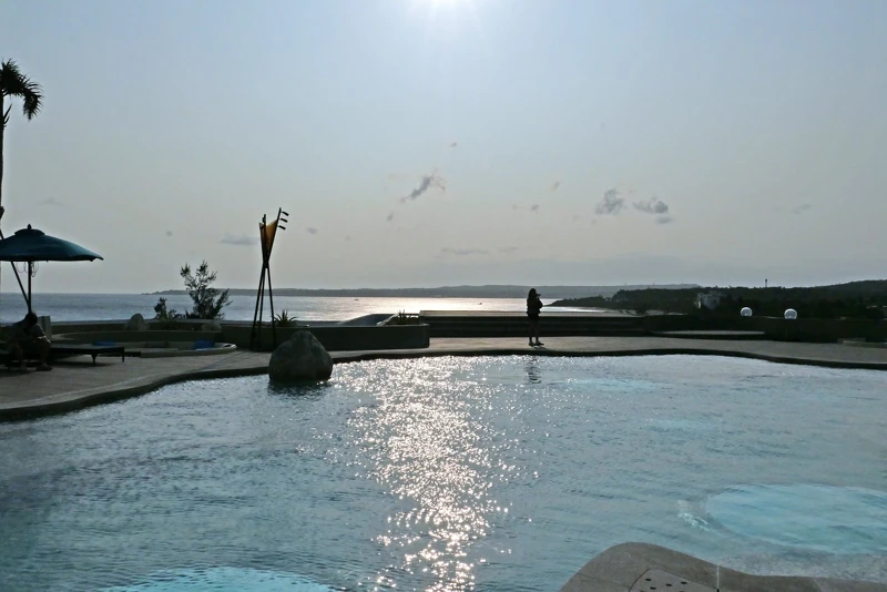 池畔風景。 池畔風景。