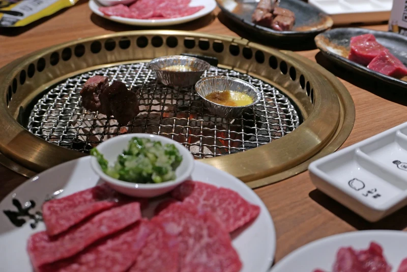 全屏東首家「乾杯燒肉」也同步進駐。 全屏東首家「乾杯燒肉」也同步進駐。