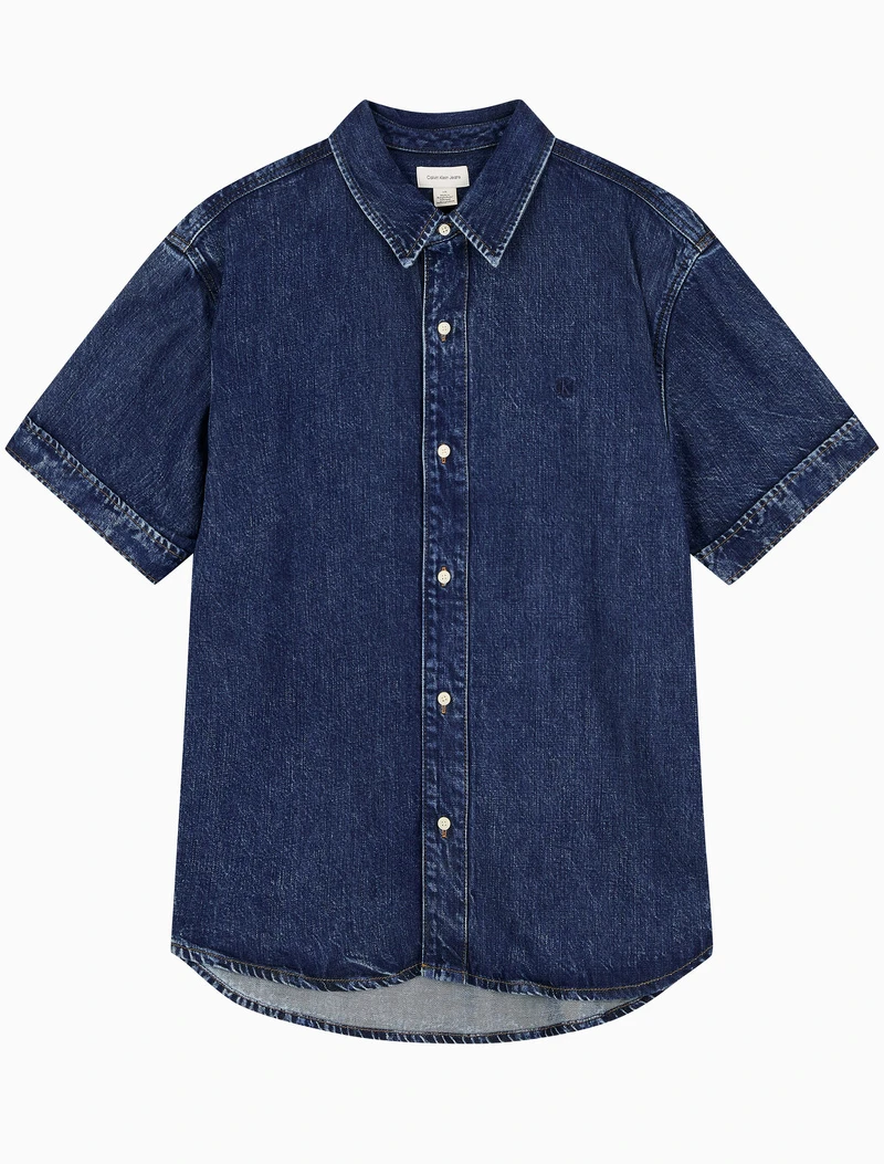 Calvin Klein 短袖丹寧襯衫，價格店洽。