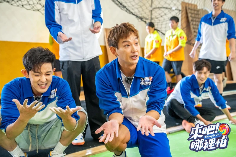 對戰拔河運動的世界冠軍,敖犬、威廉表示拔河完手快破皮。 對戰拔河運動的世界冠軍,敖犬、威廉表示拔河完手快破皮。