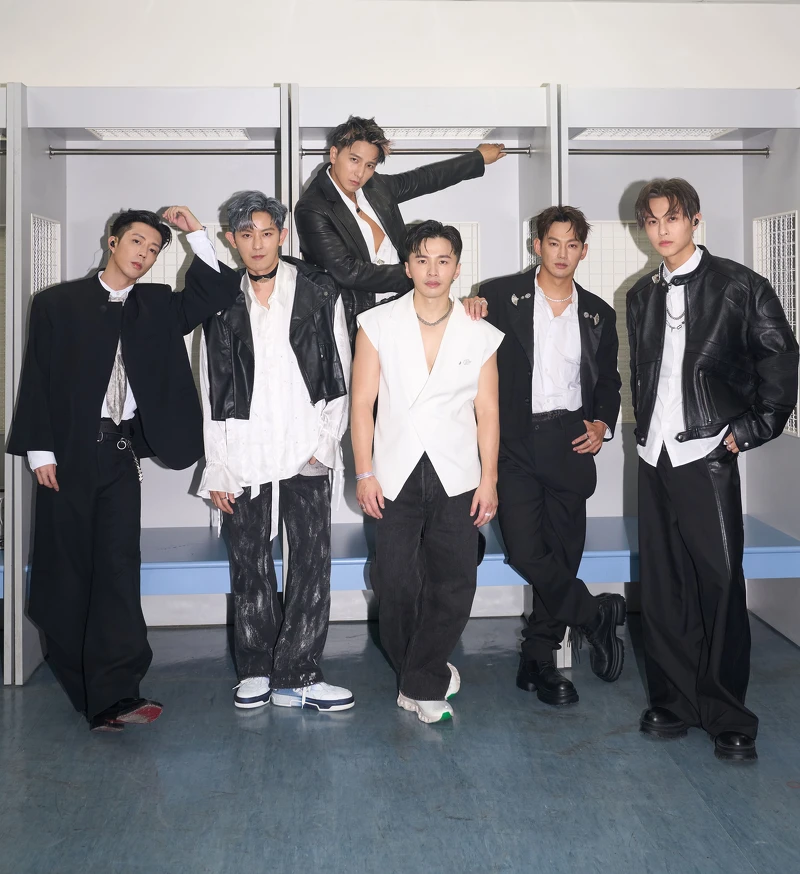 Lollipop棒棒堂睽違15年合體登KKBOX風雲榜舞台。 Lollipop棒棒堂睽違15年合體登KKBOX風雲榜舞台。