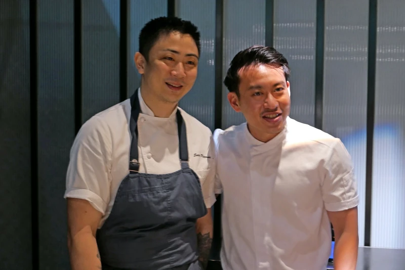 與一般客座餐會不同,這次兩位主廚透過長時間溝通,共同創作菜單。 與一般客座餐會不同,這次兩位主廚透過長時間溝通,共同創作菜單。