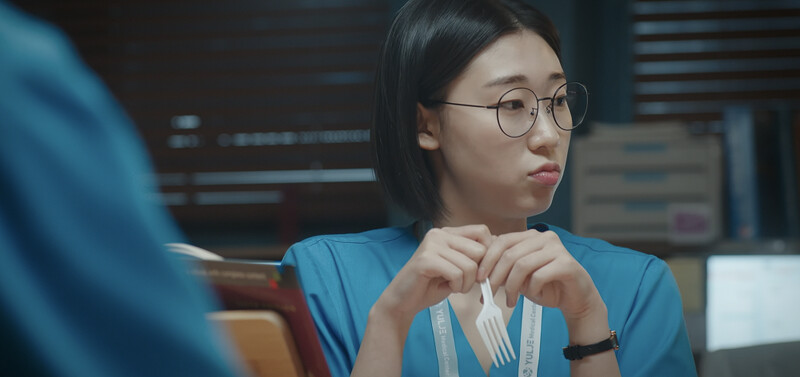 韓藝智飾演的金思備是《機智住院醫生生活》中的T人代表。