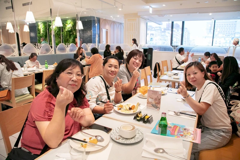 失親兒福利基金會邀集竹苗區的單親媽媽享用蔬食午茶時光 失親兒福利基金會邀集竹苗區的單親媽媽享用蔬食午茶時光
