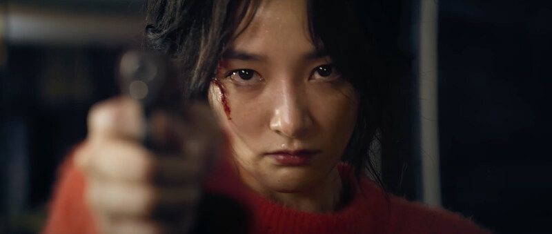 《沉默的審判》裡王淨開槍的畫面，像是致敬《親切的金子》。