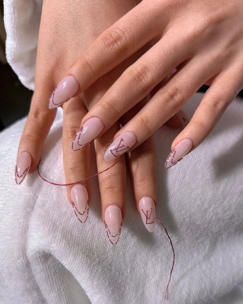 Photo/IG@nailsbyzola Photo/IG@nailsbyzola