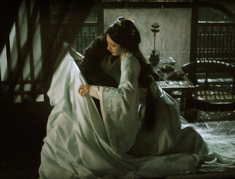 《折腰》劇照 - 魏劭與喬蠻關係出現轉機的時刻