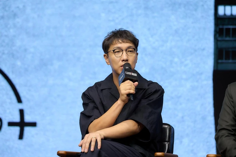 在《血謎拼圖》發表會中,導演尹鍾彬直呼看到劇本後認為非拍不可。 在《血謎拼圖》發表會中,導演尹鍾彬直呼看到劇本後認為非拍不可。