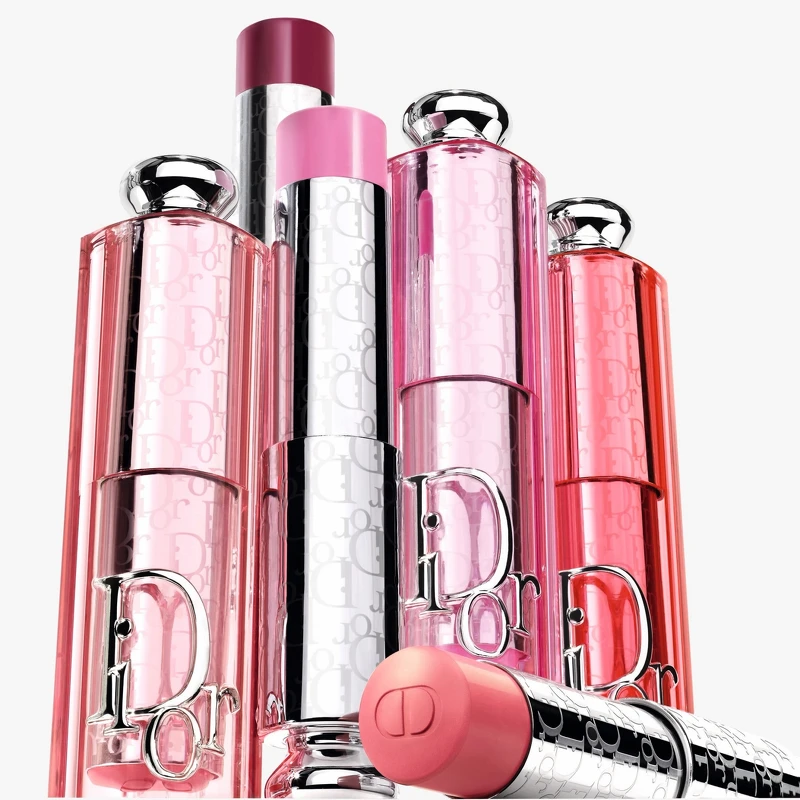 迪奧粉漾緹花頰彩棒情境圖。