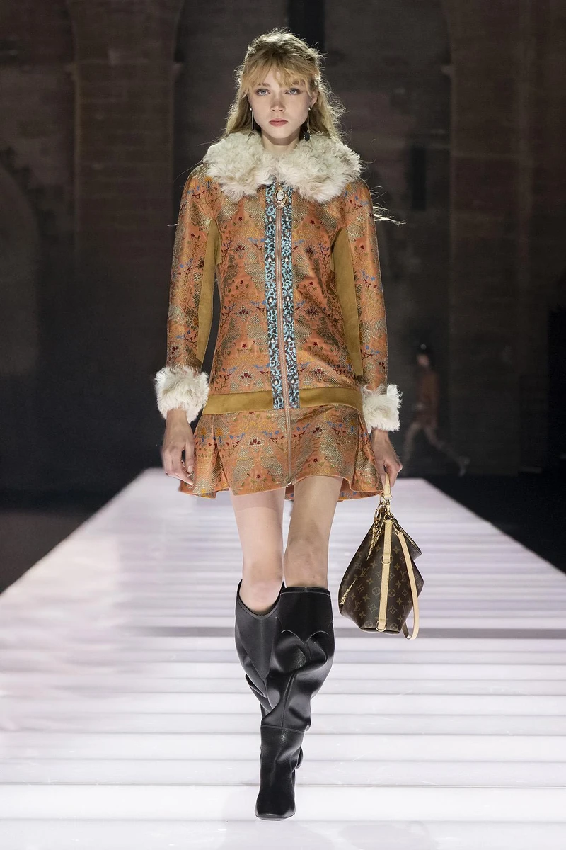 LVCruise26系列。