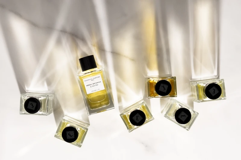 法國香氛品牌Essential Parfums攜手純淨香氛美妝通路1010 HOPE,正式在台上市。 法國香氛品牌Essential Parfums攜手純淨香氛美妝通路1010 HOPE,正式在台上市。