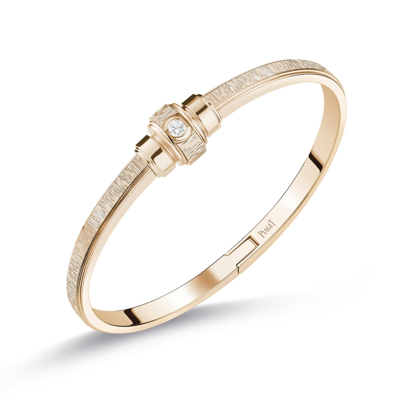 Possession系列18K玫瑰金宮廷式雕刻飾紋鑽石手鐲，建議售價NT$268,000