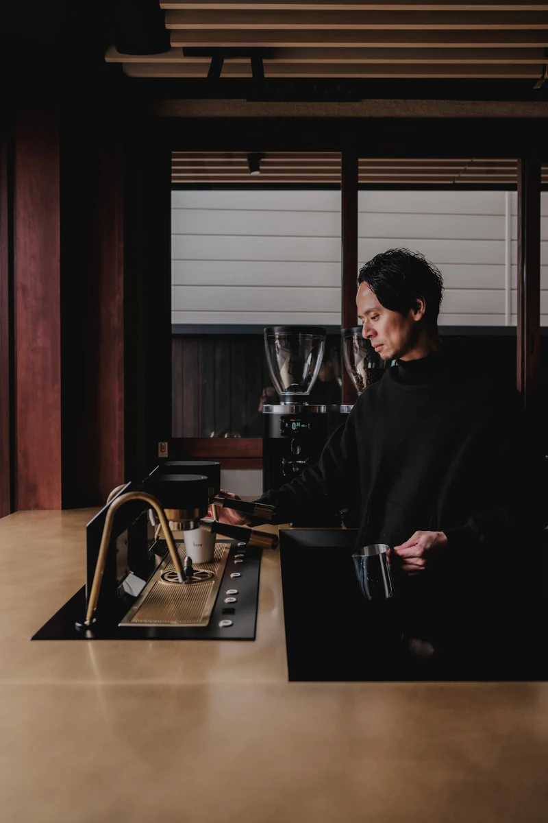 他認為「簡單但真實」的風味就是一杯好咖啡。