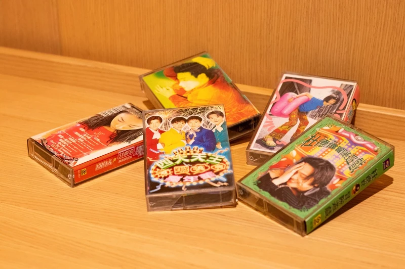 「城市音樂時光」音樂特展現場展出豐富音樂卡帶，細數60年帶到千禧世代台灣流行音樂發展史。