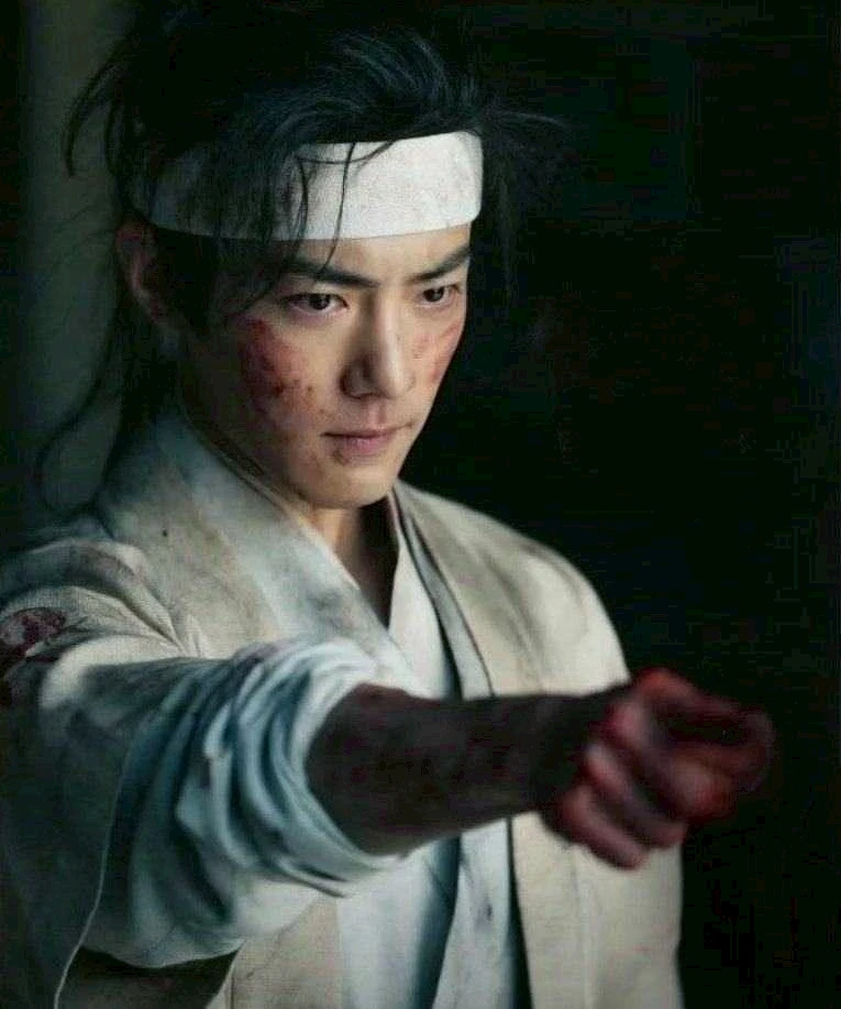 肖戰與「楊真」對峙的眼神犀利到位。