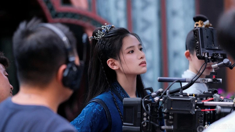 張婧儀認證肖戰戲裡戲外反差極大。