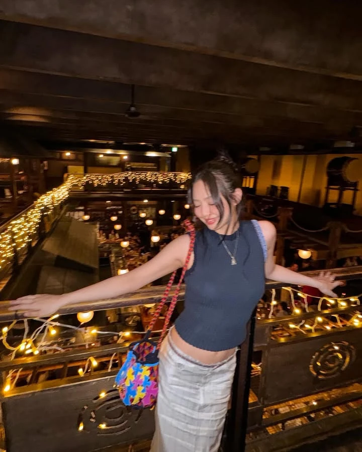 Jennie 單肩背 Chrome Hearts 水桶包 Jennie 單肩背 Chrome Hearts 水桶包