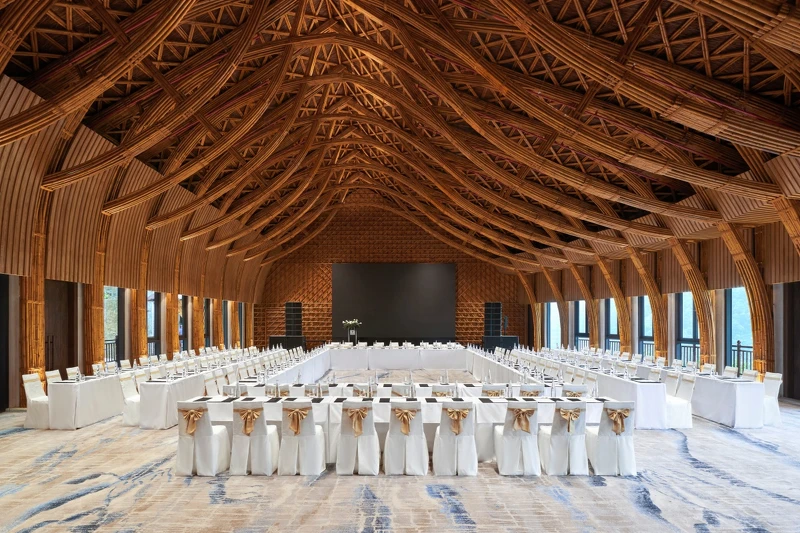 與自然共存在多功能場所。 與自然共存在多功能場所。