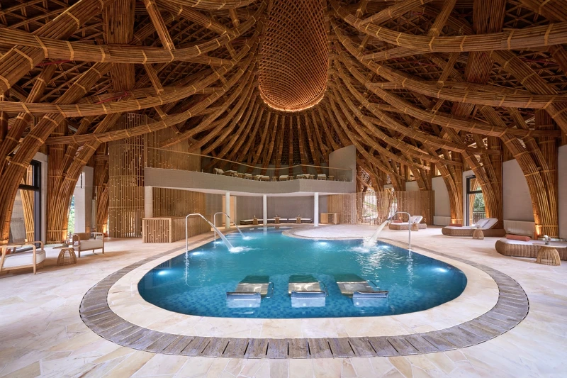 「8LEMENTS」水療中心。 「8LEMENTS」水療中心。