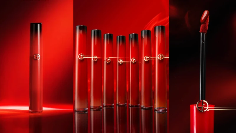 圖片來源:小紅書|【奢華絲絨訂製唇萃25週年限定版】定價NT$1,600 圖片來源:小紅書|【奢華絲絨訂製唇萃25週年限定版】定價NT$1,600