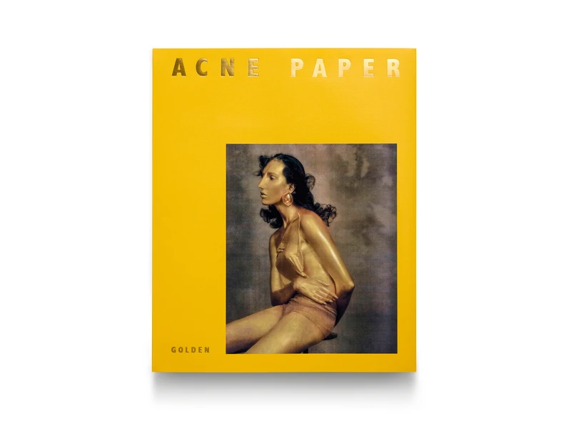 Acne Studios 推出第二十期 Acne Paper《Golden》。 Acne Studios 推出第二十期 Acne Paper《Golden》。